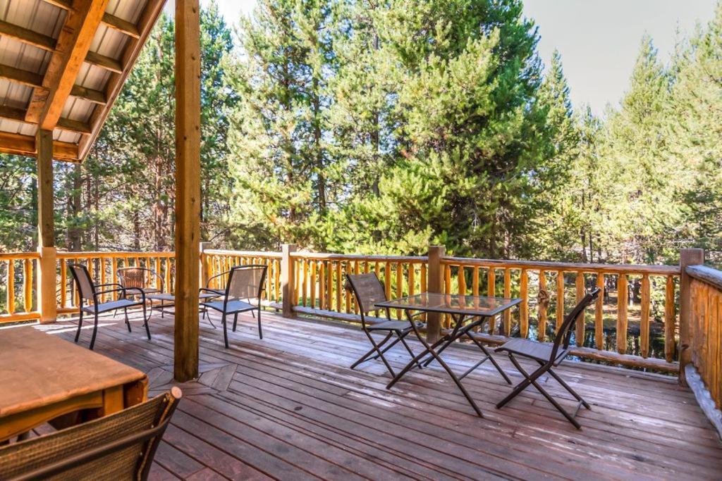 Diamondstone Guest Lodges La Pine Exteriér fotografie
