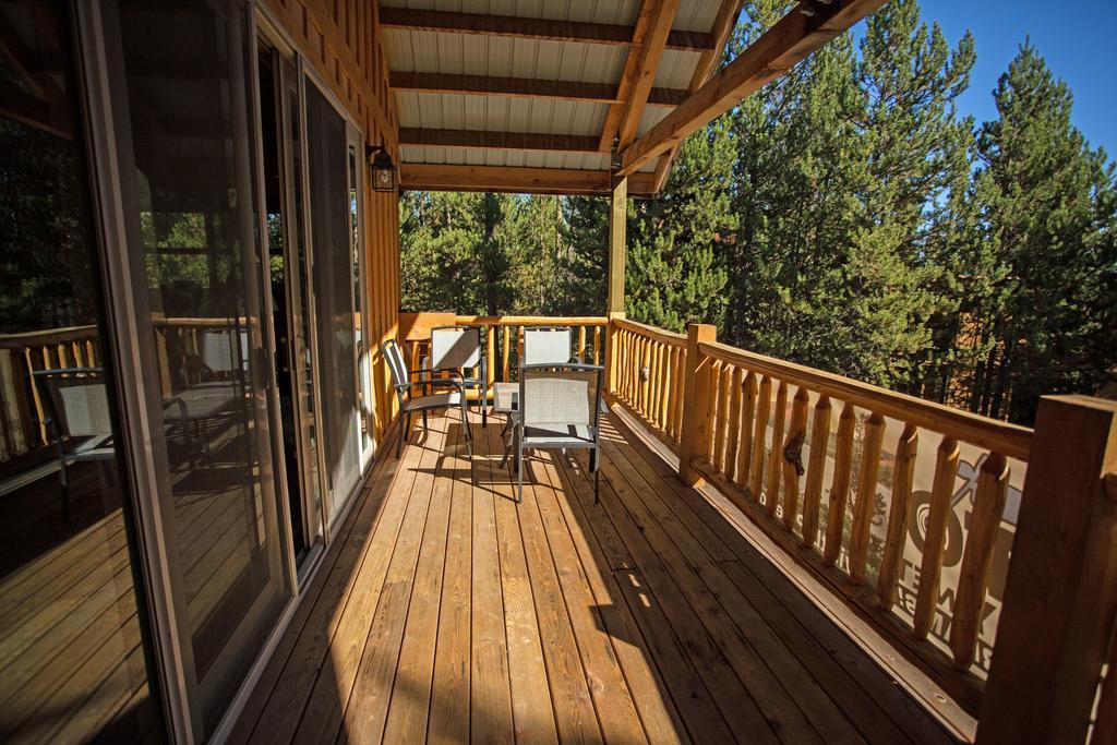 Diamondstone Guest Lodges La Pine Exteriér fotografie