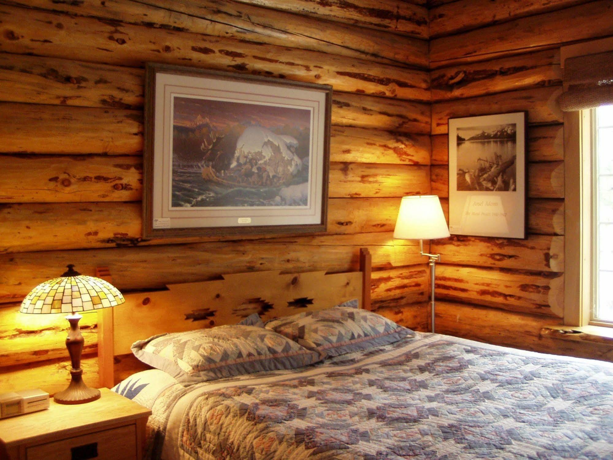 Diamondstone Guest Lodges La Pine Exteriér fotografie