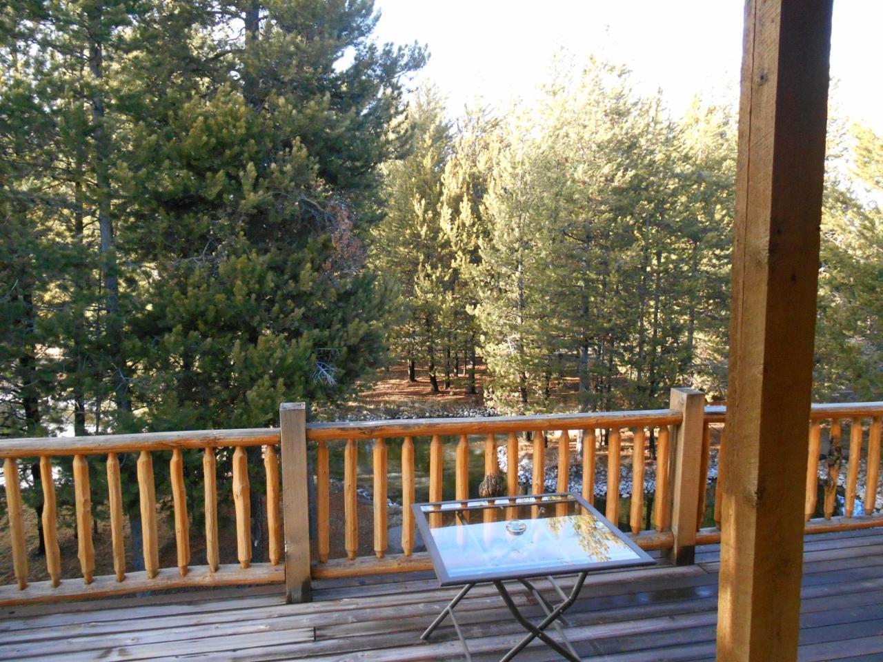 Diamondstone Guest Lodges La Pine Exteriér fotografie